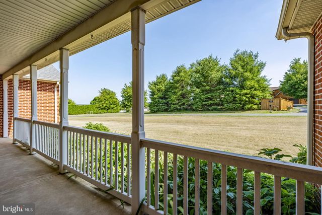 469 GAULT RD, Narvon, PA 17555