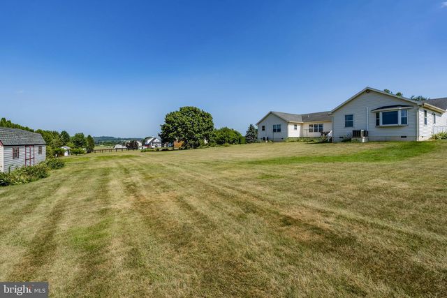 469 GAULT RD, Narvon, PA 17555