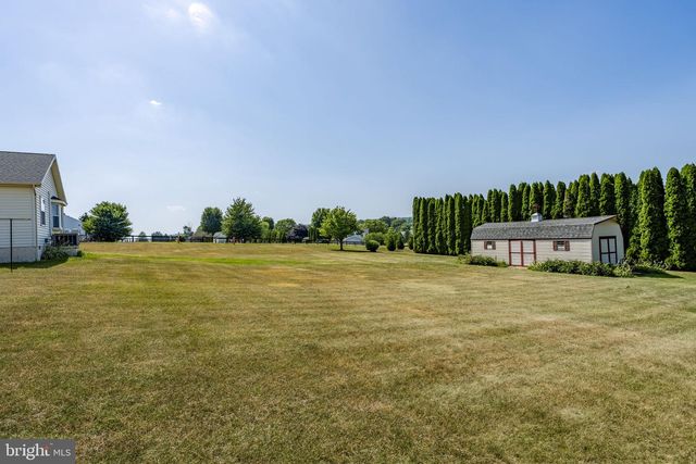 469 GAULT RD, Narvon, PA 17555