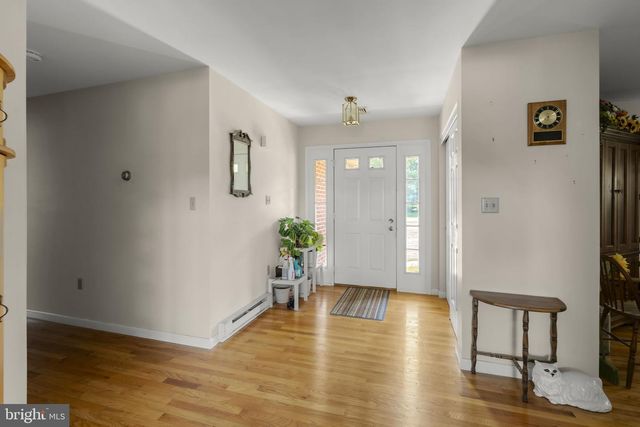 469 GAULT RD, Narvon, PA 17555