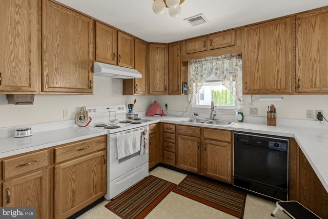 469 GAULT RD, Narvon, PA 17555