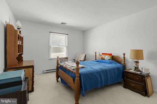 469 GAULT RD, Narvon, PA 17555