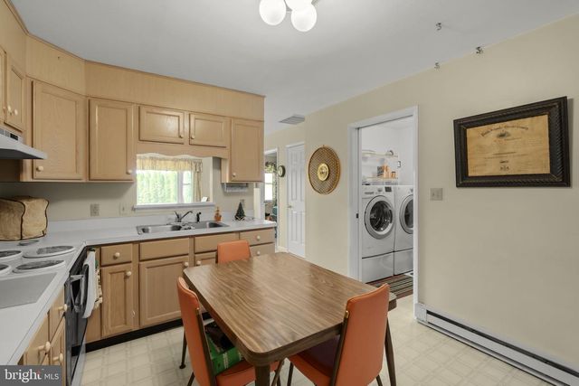 469 GAULT RD, Narvon, PA 17555