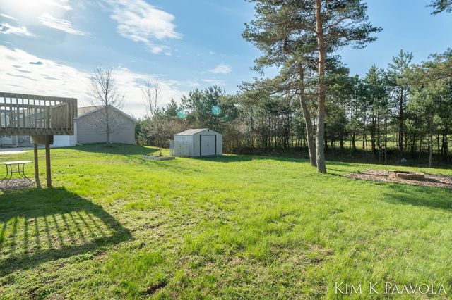377 White Pine Court, Belding, MI 48809
