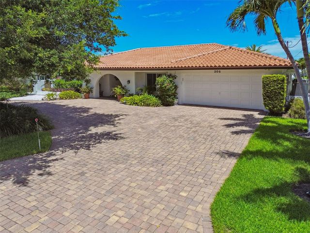 205 HARRISON AVENUE, Belleair Beach, FL 33786