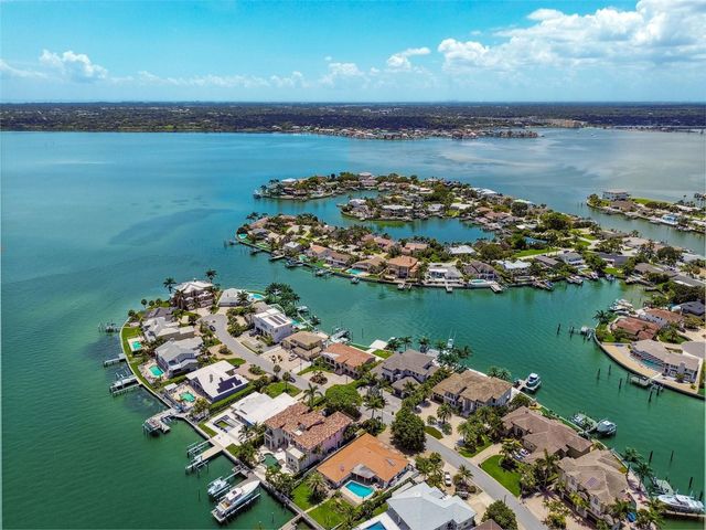 205 HARRISON AVENUE, Belleair Beach, FL 33786