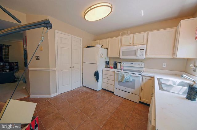 14227 UPPERRIDGE CT, Centreville, VA 20121