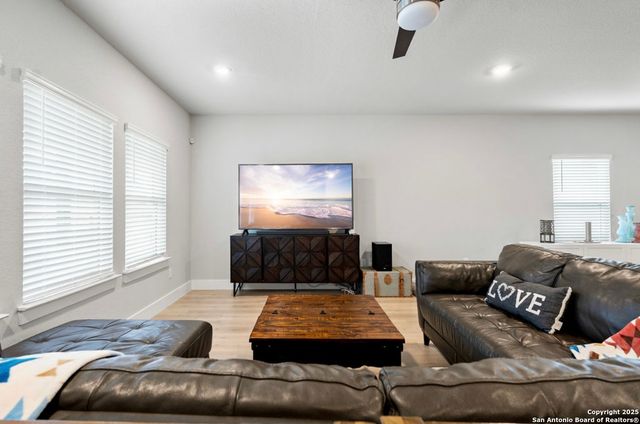 4622 Bosque, San Antonio, TX 78253