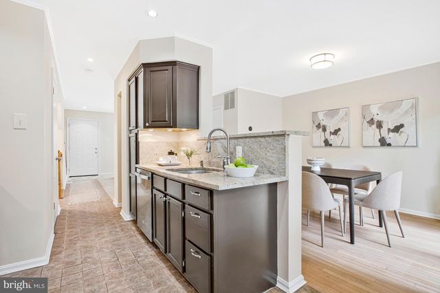 714 LIONS GATE LN, Odenton, MD 21113