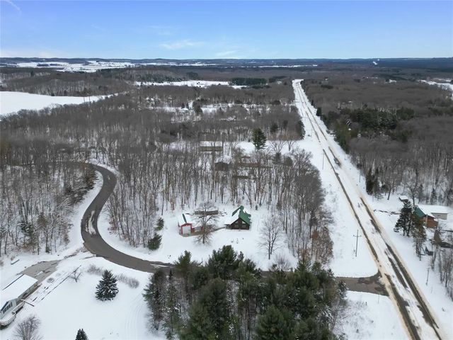 1803 90th Avenue, Eau Claire, WI 54703