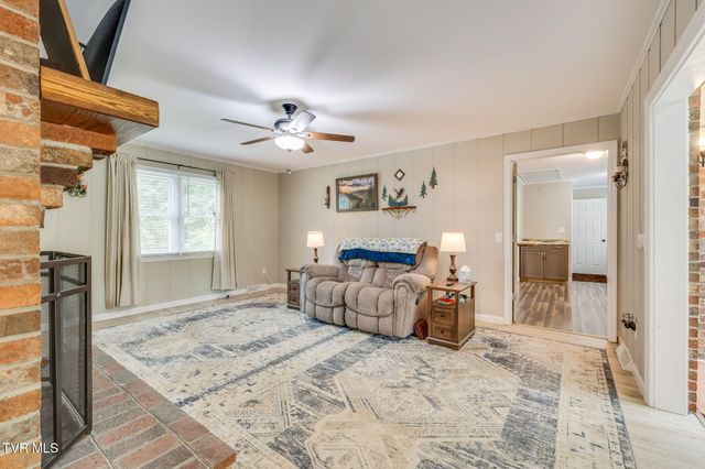 45 Link Hills Circle, Greeneville, TN 37743
