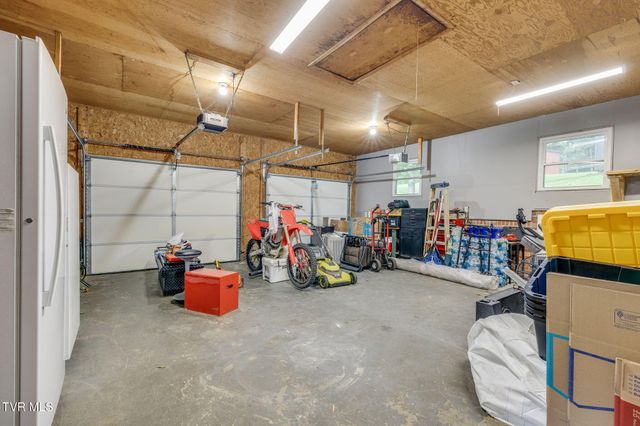 45 Link Hills Circle, Greeneville, TN 37743