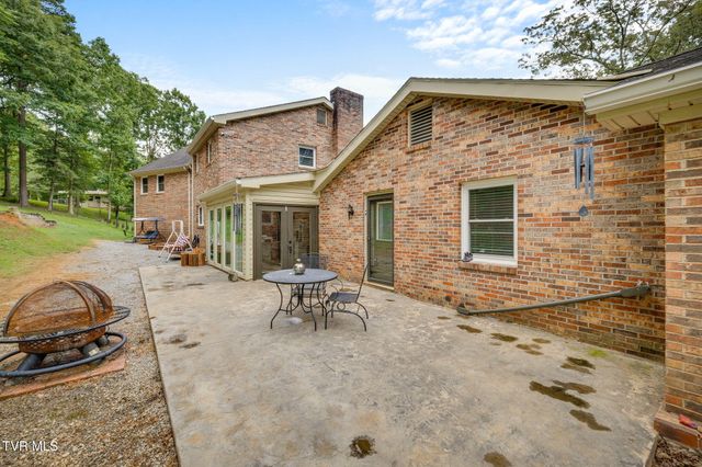 45 Link Hills Circle, Greeneville, TN 37743