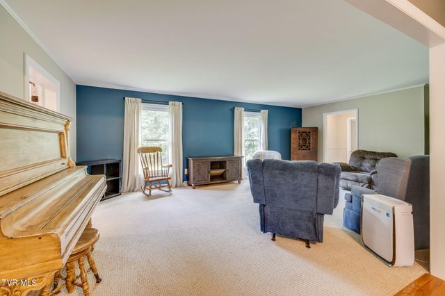 45 Link Hills Circle, Greeneville, TN 37743