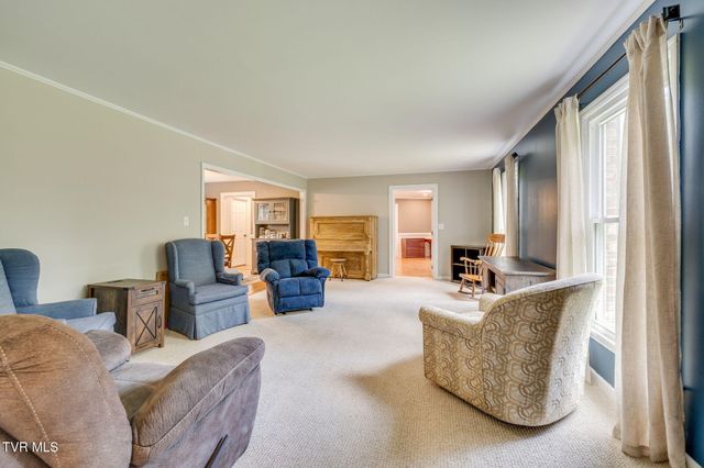 45 Link Hills Circle, Greeneville, TN 37743