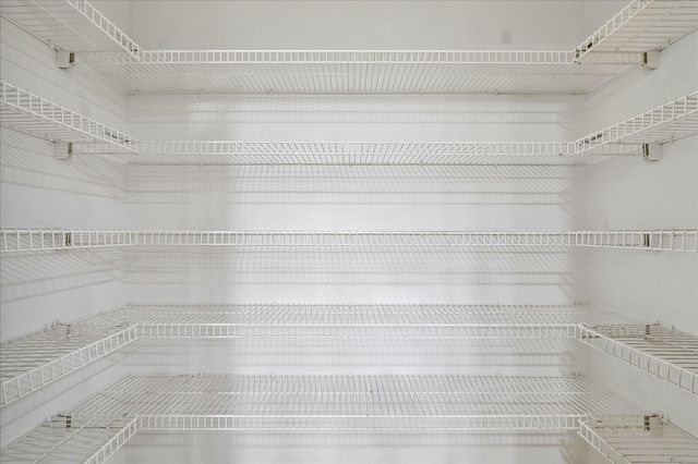 2906 S Peach Hollow Circle, Pearland, TX 77584