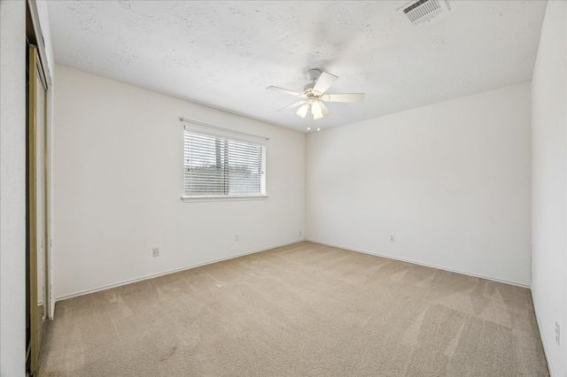 2906 S Peach Hollow Circle, Pearland, TX 77584