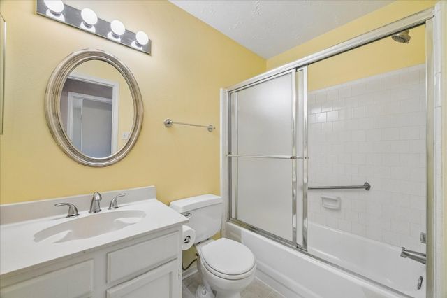 2906 S Peach Hollow Circle, Pearland, TX 77584