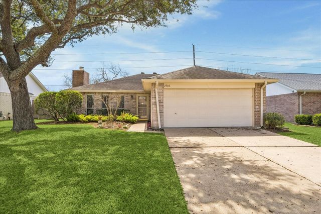 2906 S Peach Hollow Circle, Pearland, TX 77584