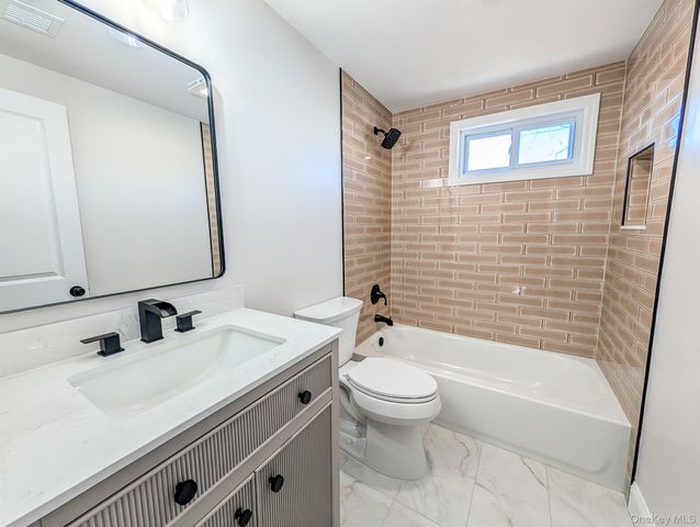 73 Rush Street, Port Jefferson, NY 11776