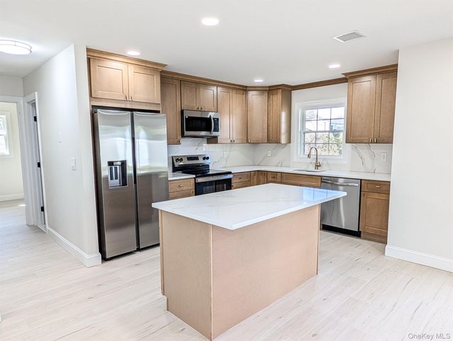 73 Rush Street, Port Jefferson, NY 11776