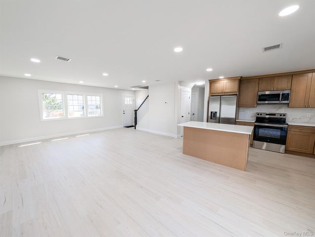 73 Rush Street, Port Jefferson, NY 11776