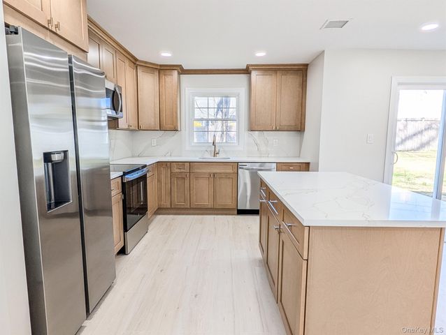 73 Rush Street, Port Jefferson, NY 11776