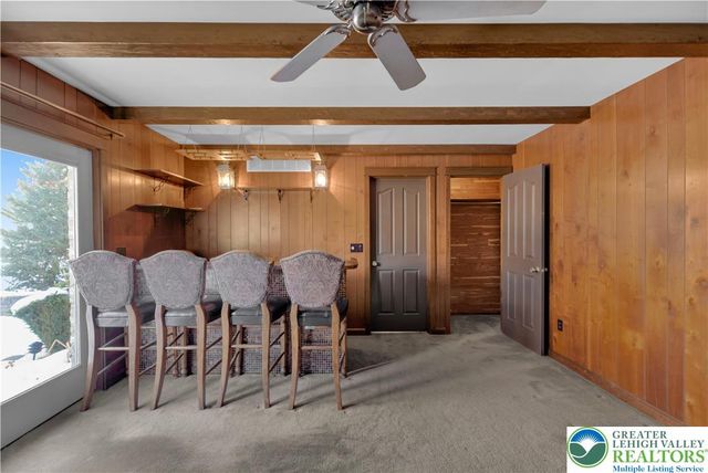 1937 Saucon Dale Circle, Lower Saucon Twp, PA 18015