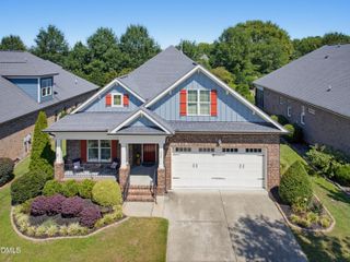 154 Moss Creek Place, Fuquay Varina, NC 27526