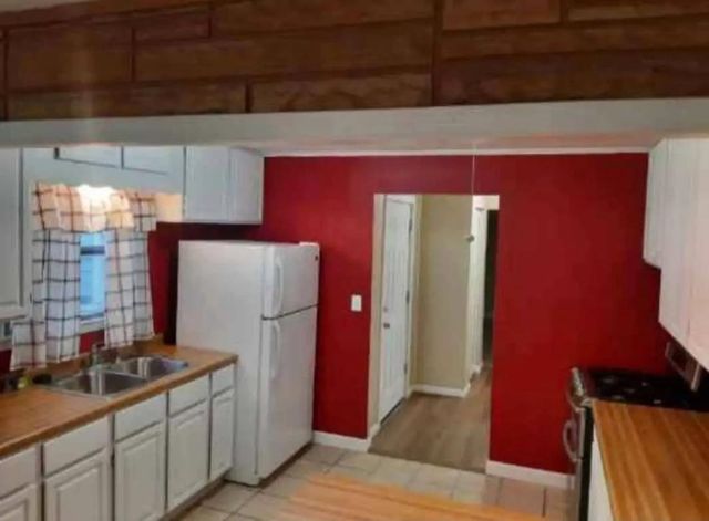 242 Winnebago Avenue, Portage, WI 53901