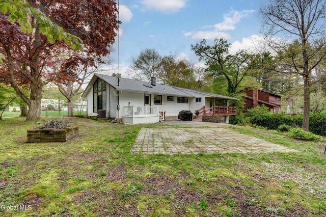 129 Okara Drive, Guilderland, NY 12303