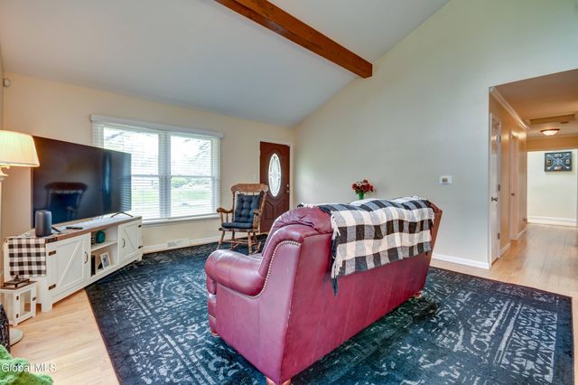 129 Okara Drive, Guilderland, NY 12303