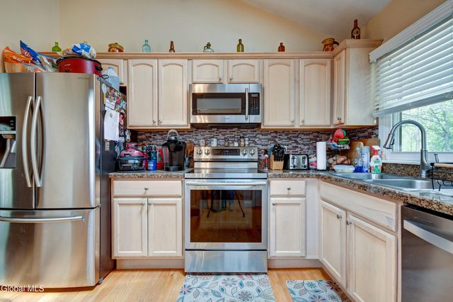 129 Okara Drive, Guilderland, NY 12303