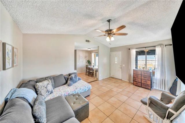 2629 Nandina, Palmdale, CA 93550