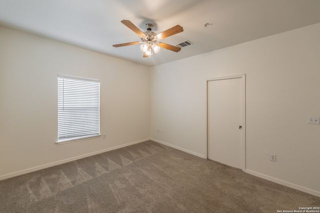 1000 Diamond Dr Apt 2004, Boerne, TX 78006