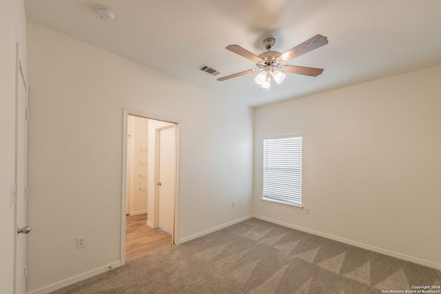 1000 Diamond Dr Apt 2004, Boerne, TX 78006