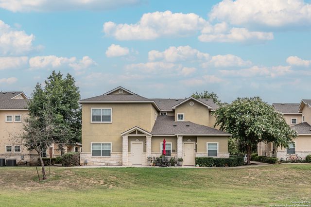 1000 Diamond Dr Apt 2004, Boerne, TX 78006