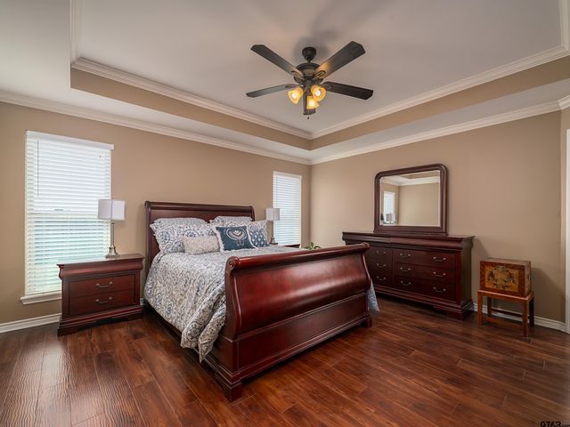 408 Laura Ln., Chandler, TX 75758