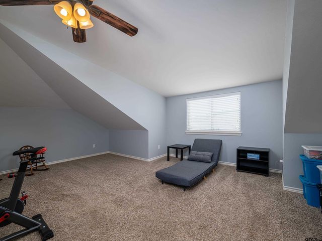 408 Laura Ln., Chandler, TX 75758