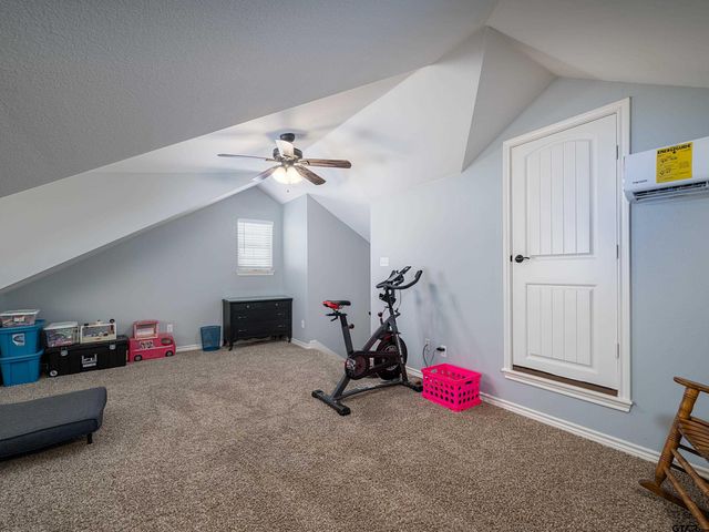 408 Laura Ln., Chandler, TX 75758