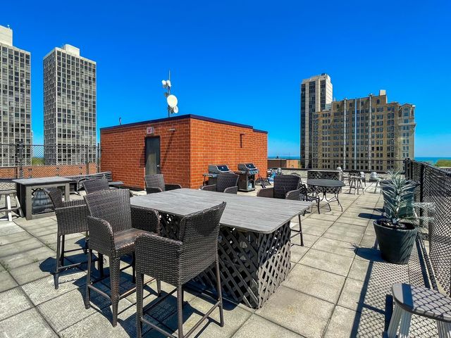 350 W Belden Avenue 511, Chicago, IL 60614
