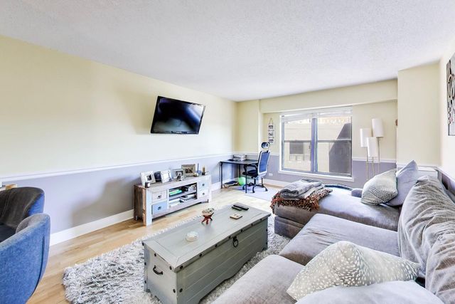 350 W Belden Avenue 511, Chicago, IL 60614