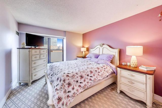 350 W Belden Avenue 511, Chicago, IL 60614