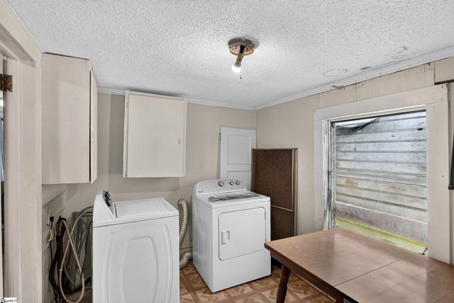 215 Crestone Drive, Greenville, SC 29611