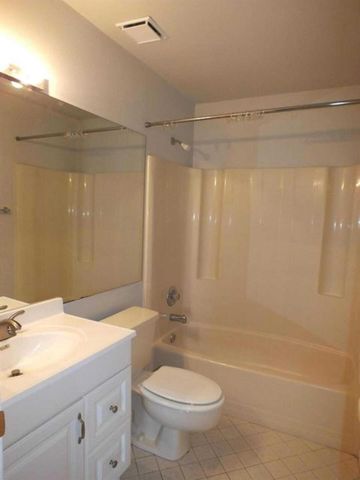 300 E Club Circle 201, Boca Raton, FL 33487
