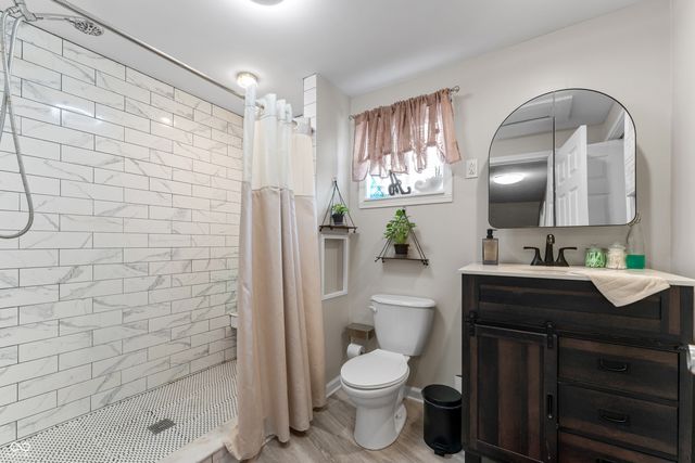 345 Congress Avenue, Indianapolis, IN 46208