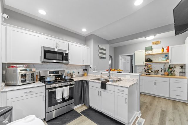 345 Congress Avenue, Indianapolis, IN 46208