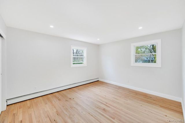 5 Julia Circle, East Setauket, NY 11733