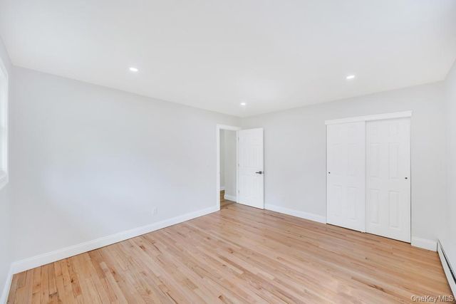 5 Julia Circle, East Setauket, NY 11733