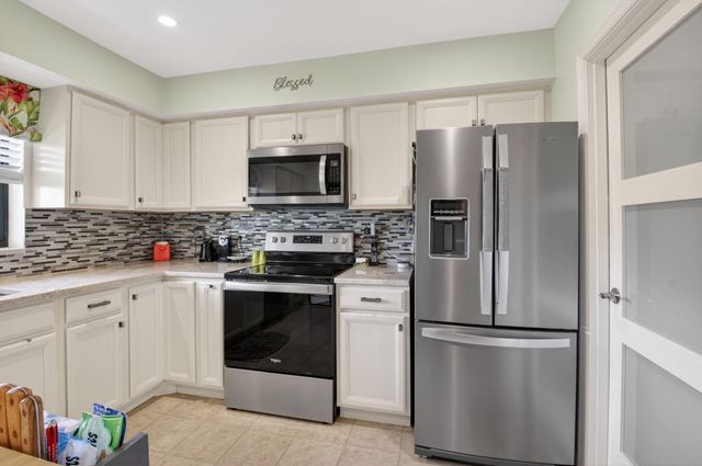 9825 Tabebuia Tree Drive A, Boynton Beach, FL 33436